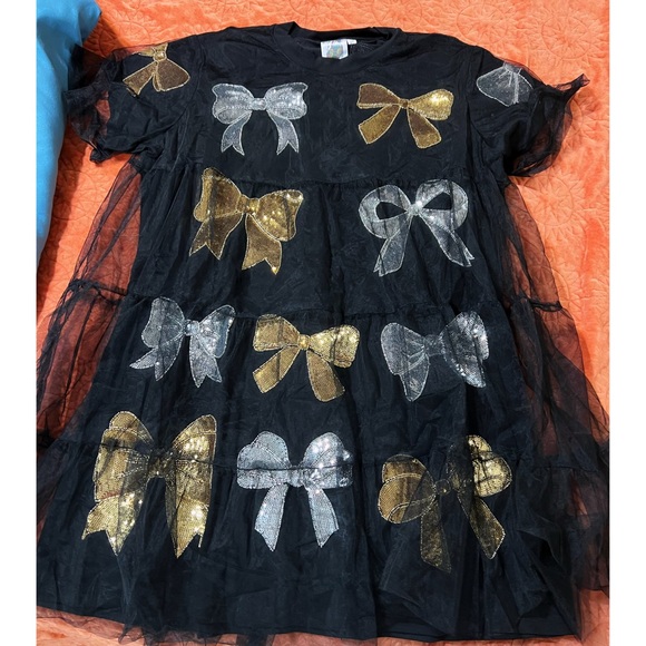 Queen of Sparkles | Mesh Bow Dress. - Picture 2 of 3